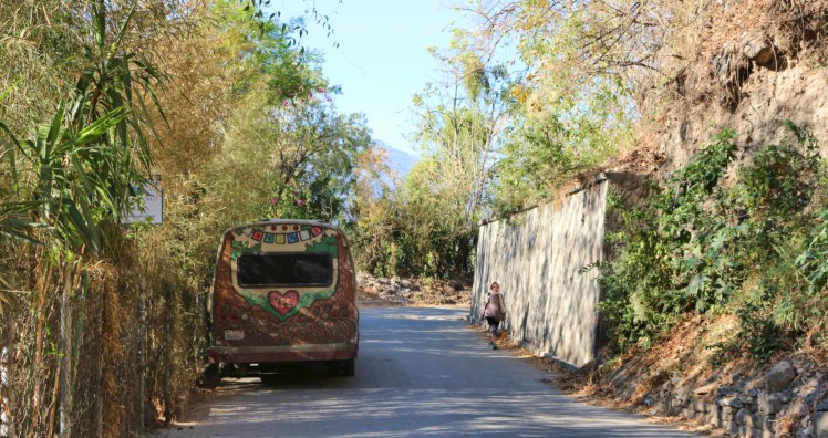 Blog9 Hippy Bus_Fotor