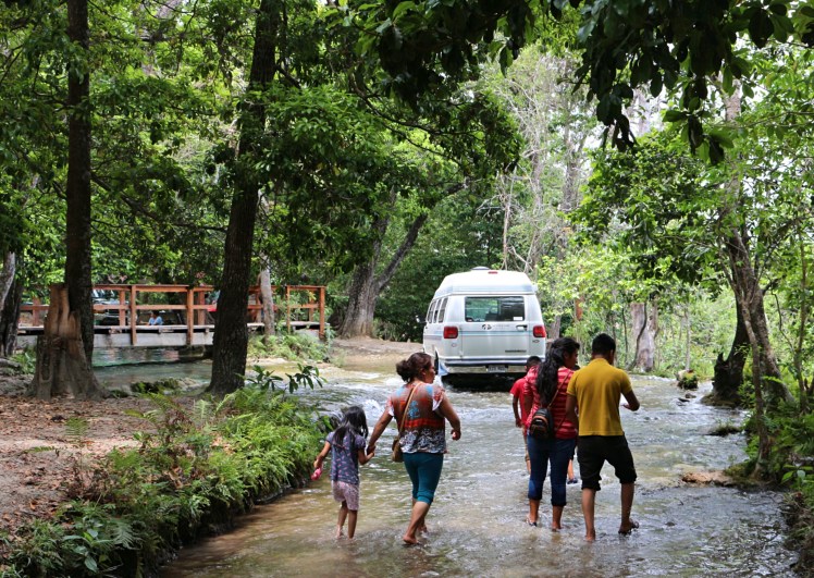 Blog11 Back of Van &amp; Family_Fotor