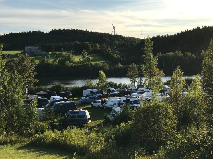 54In922%QLG2hWqaJEE31Q