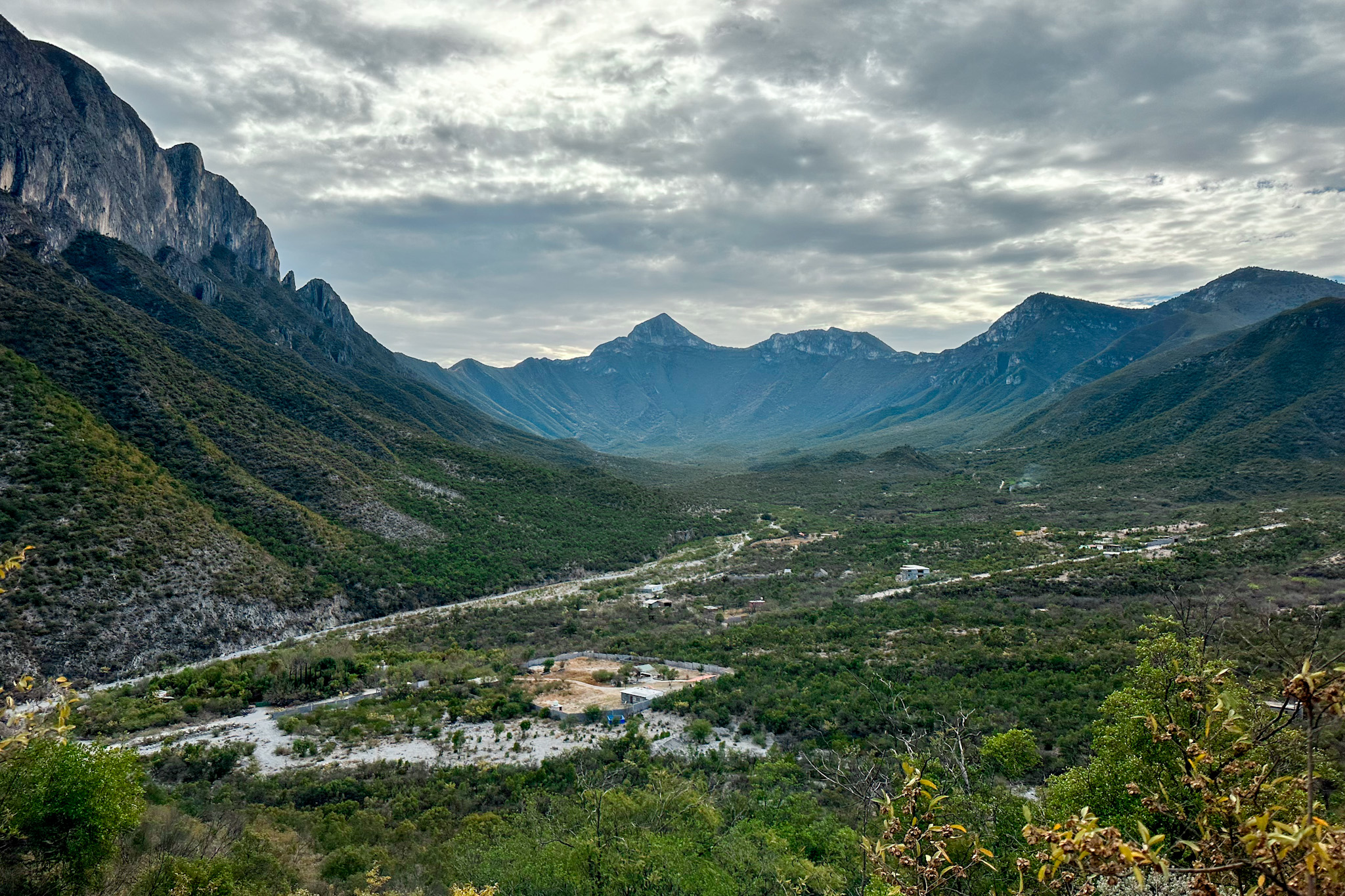 El Potrero Chico, canyon view